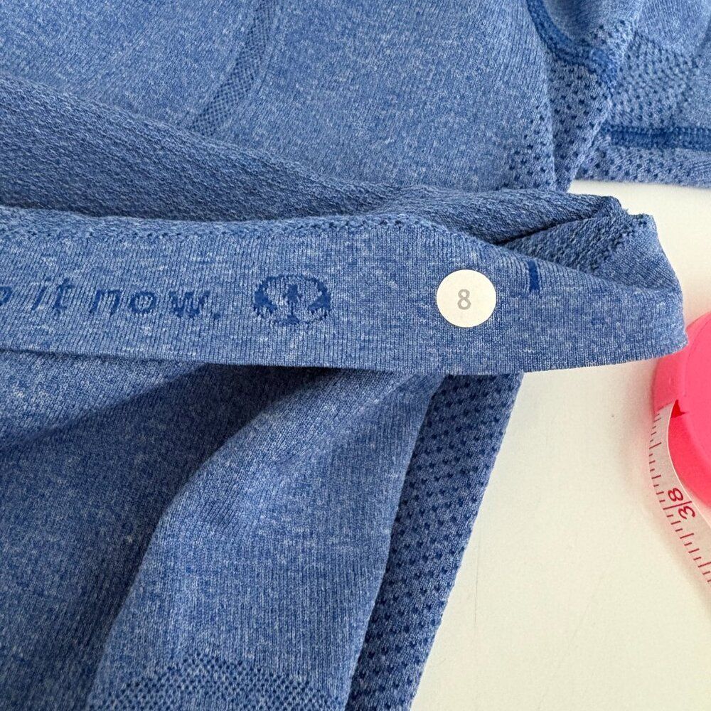 lululemon athletica Blue Short Sleeve Shirt Size 8 - Picture 3 of 6